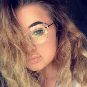 Meet your Posher, Bailey